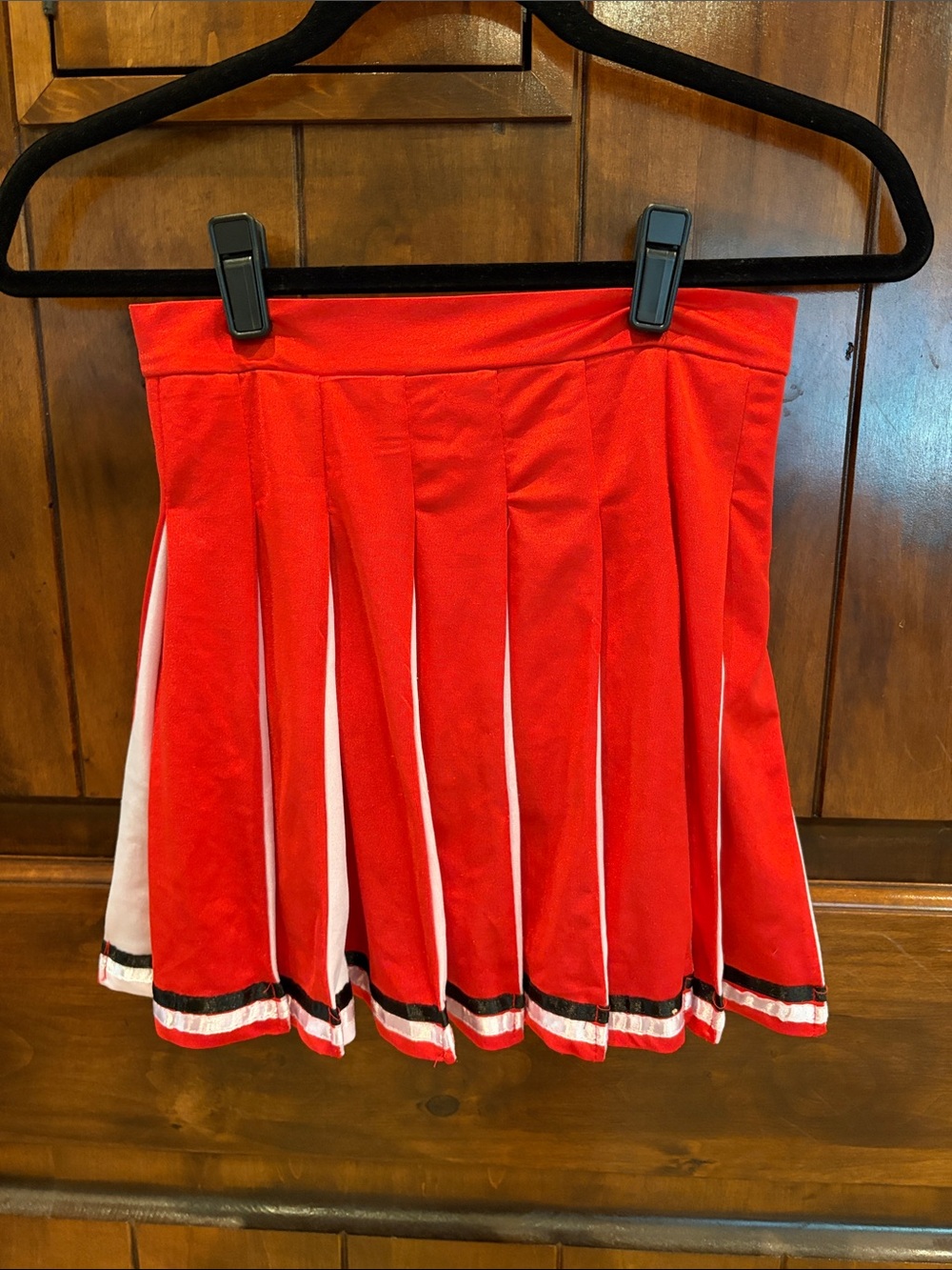🎃 Cute Cheerleader two-piece set. Red Pleated Mini Skirt and Matching Tank